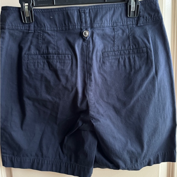 Talbots navy chino shorts. Absolutely perfect condition; worn once! - Picture 3 of 3